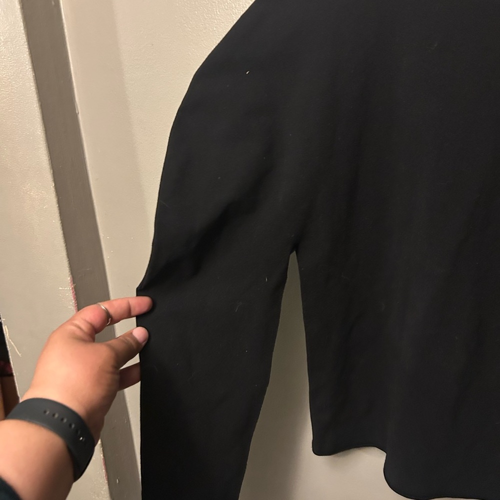 Fabletics shirt - black Ruby SculptKnit® Open Back Long-Sleeve NWT - Picture 5 of 11